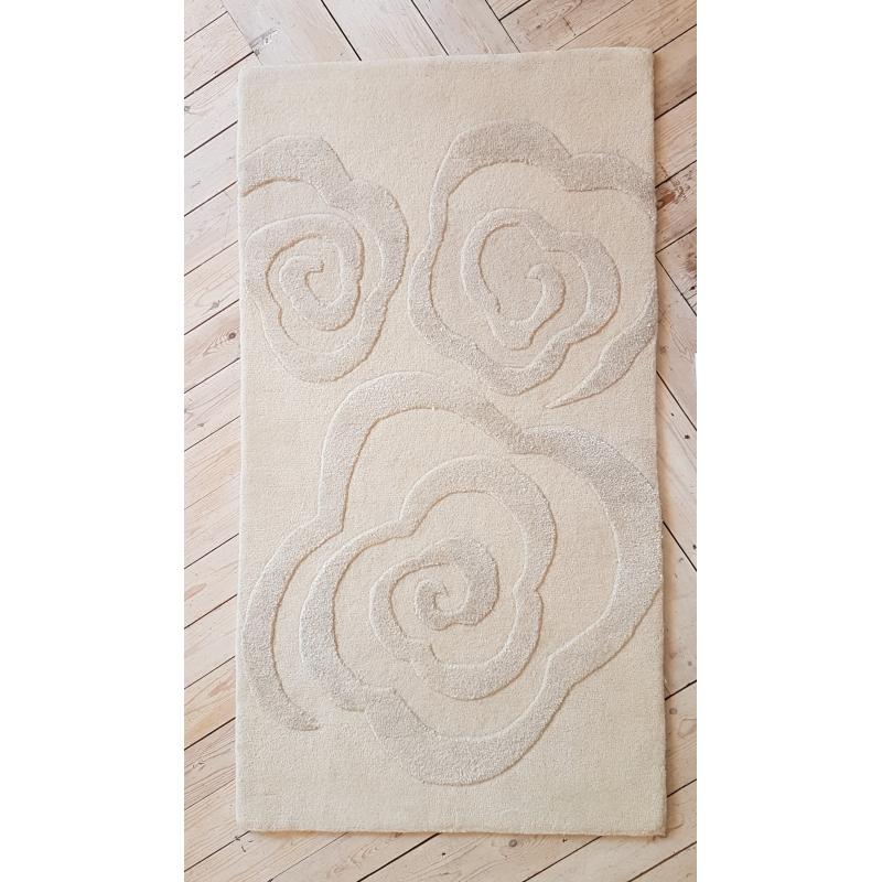 Carpet in Organic Silk and Wool - Roselines