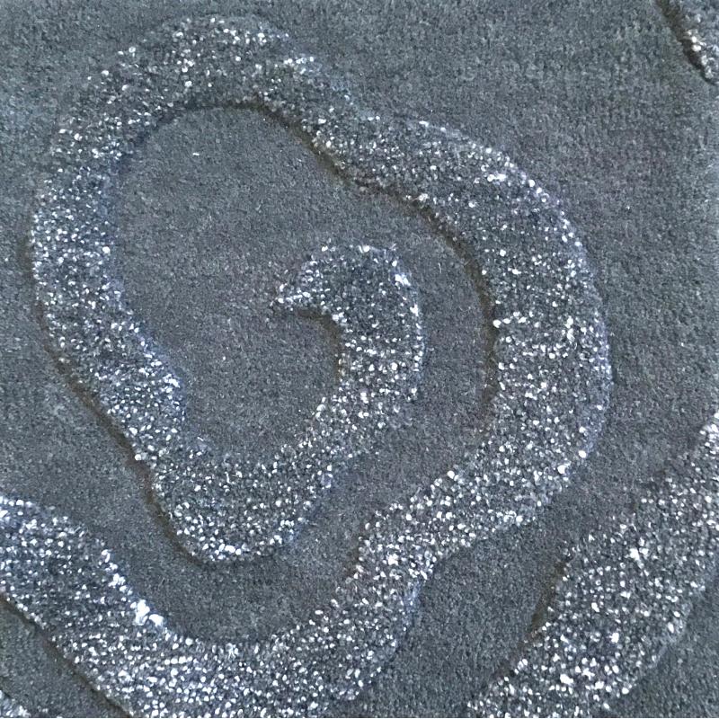 Carpet in Organic Silk and Wool - Roselines